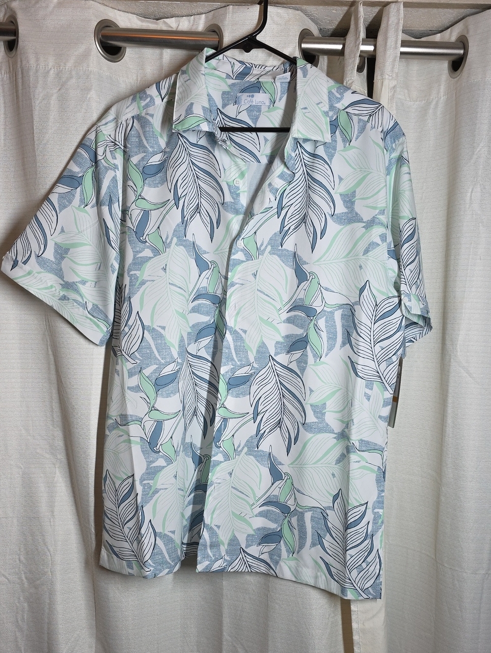 Cafe Luna Hawaiian Men's Short-Sleeve Leaf Print Button-Down Shirt